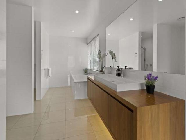 House for sale in Otakou