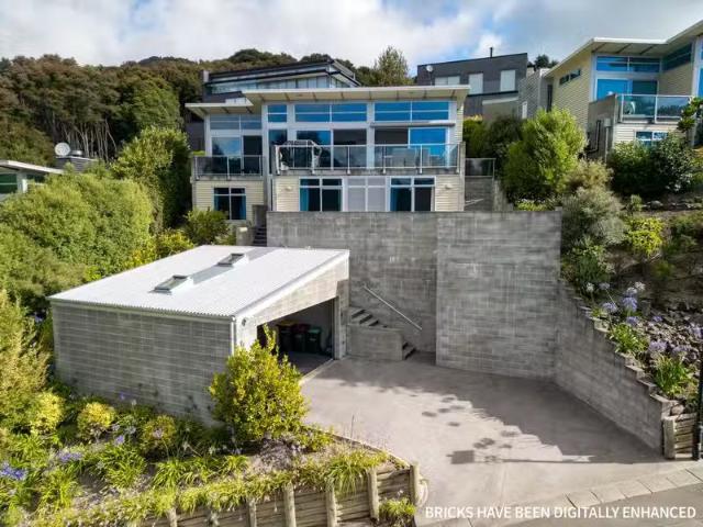 House for sale in Little Akaloa, Canterbury