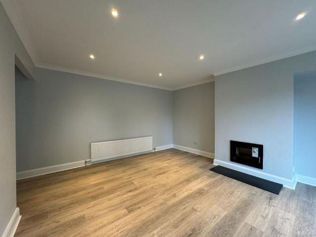 House to rent in Bluebell, North Tipperary
