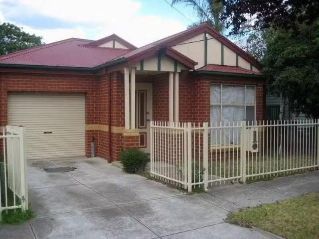 House for rent in Spotswood, Victoria