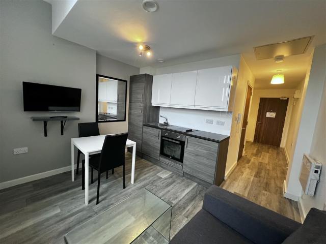 Apartment for rent in Ropewalks, Calderstones