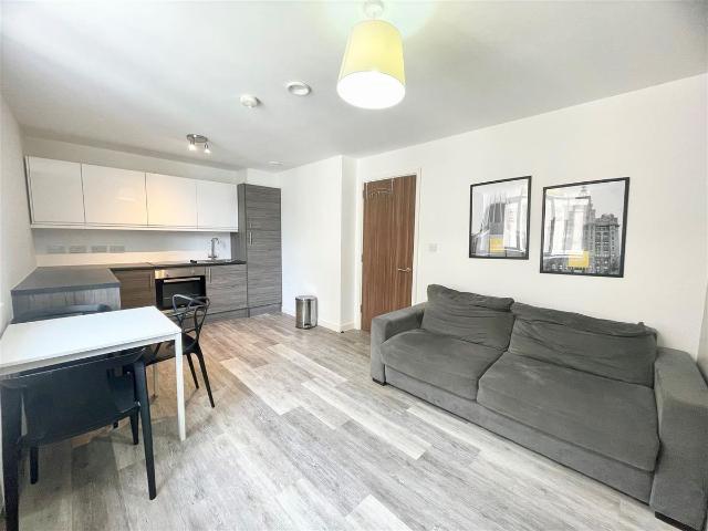 Apartment for rent in Ropewalks, Calderstones