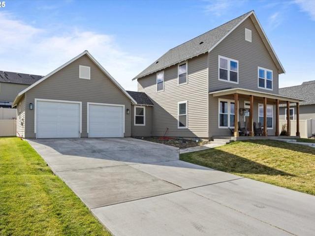 Townhouse for sale in Oregonia