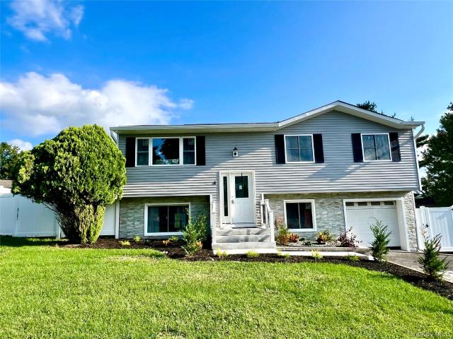 House for sale in Washingtonville, New York