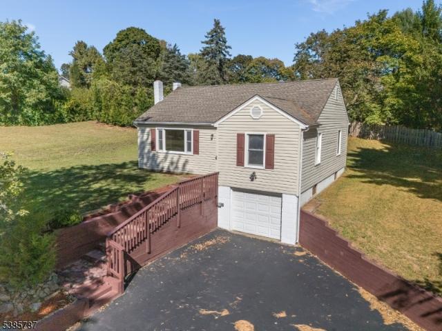 House for sale in Clinton, New Jersey