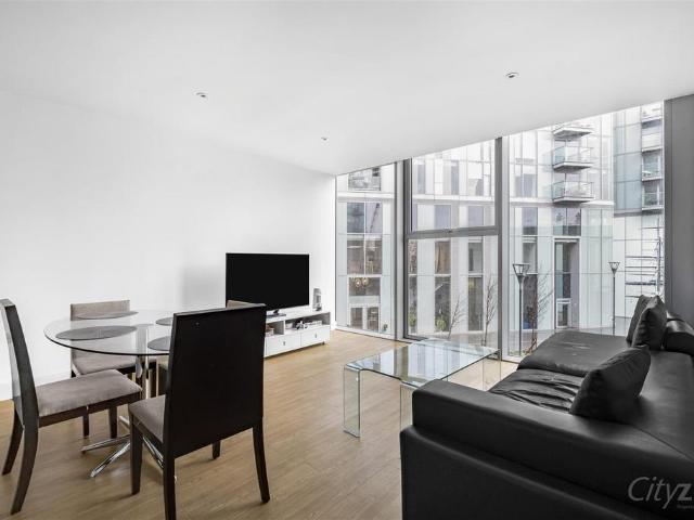Apartment for rent in Royal Borough of Greenwich, Greater London