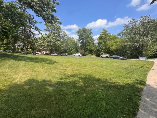 Land for sale in Lake Zurich, Illinois