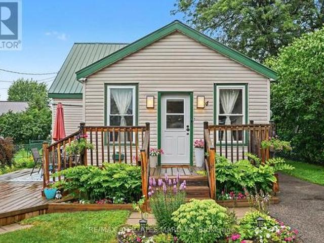 House for sale in Smiths Falls, Ontario