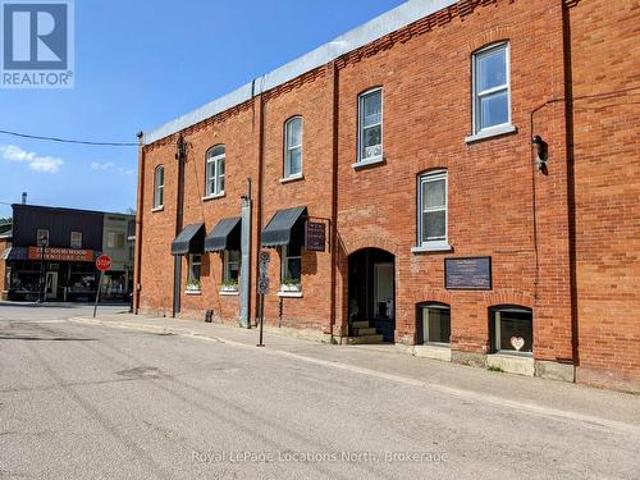 Commercial for rent in Grey, Ontario
