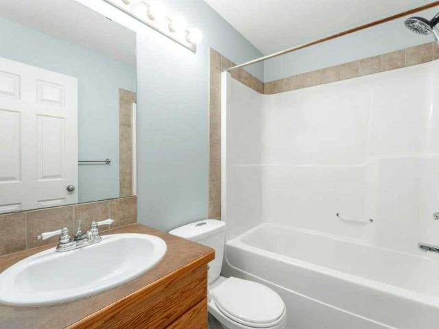 House for sale in Sylvan Lake, Alberta