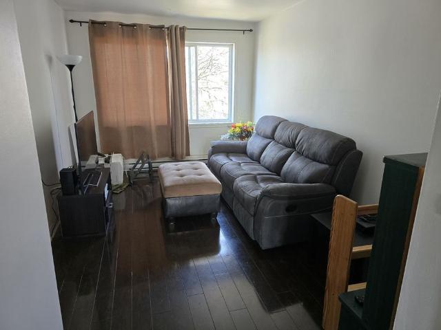 Apartment for rent in St. Leonard's, Quebec