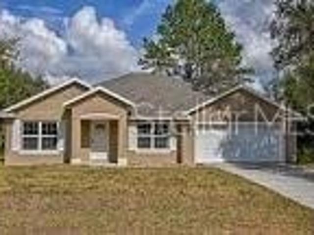 House for sale in Ocklawaha, Florida