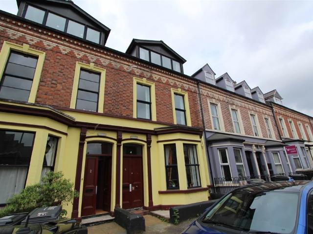 House for rent in Queen's Quarter, Northern Ireland