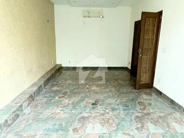 Office for rent in Rawalpindi, Islamabad Capital Territory