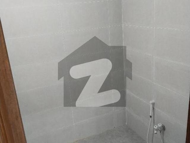 House for sale in Faisalabad, Islamabad Capital Territory