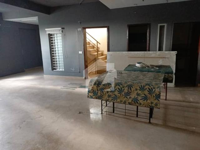 Office for rent in لاہور, لاہور ڈویژن