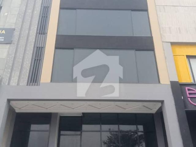 Building for rent in لاہور, لاہور ڈویژن