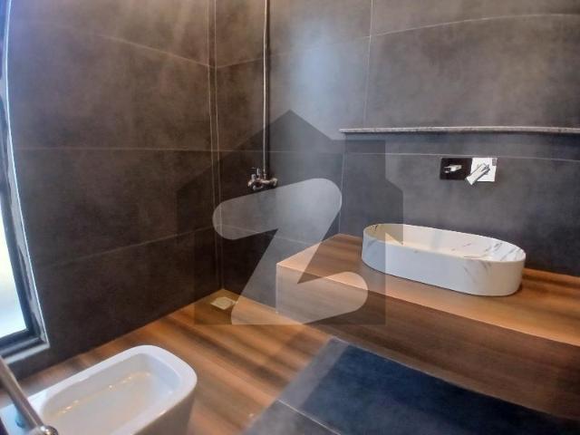 House for sale in تحصیل فیصل آباد شہر, فیصل آباد ڈویژن