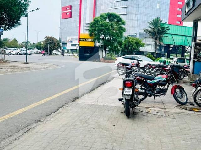Building for sale in لاہور, لاہور ڈویژن