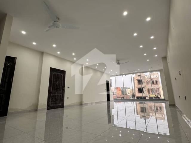 Office for rent in لاہور, لاہور ڈویژن