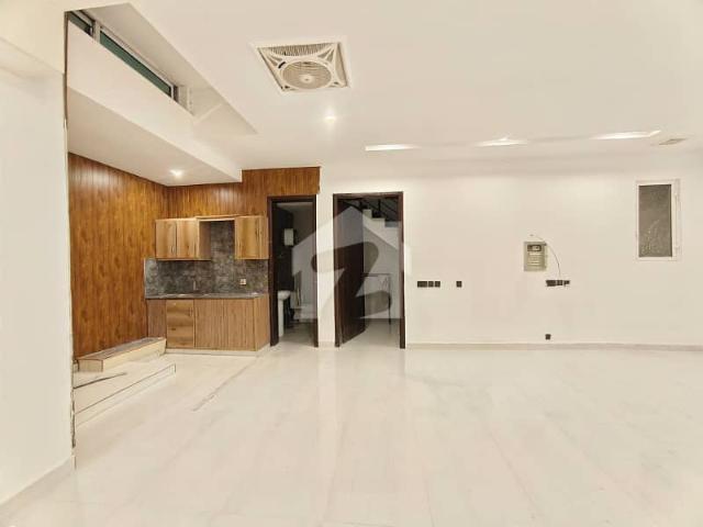 Office for rent in Rawalpindi, Islamabad Capital Territory