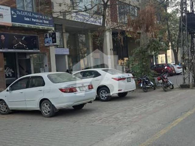 Building for sale in لاہور, لاہور ڈویژن