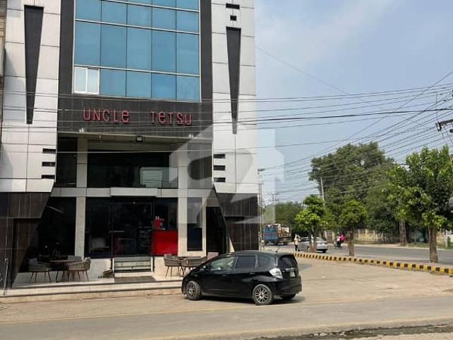 Building for sale in لاہور, لاہور ڈویژن