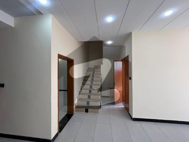 House for sale in Multan, Islamabad Capital Territory