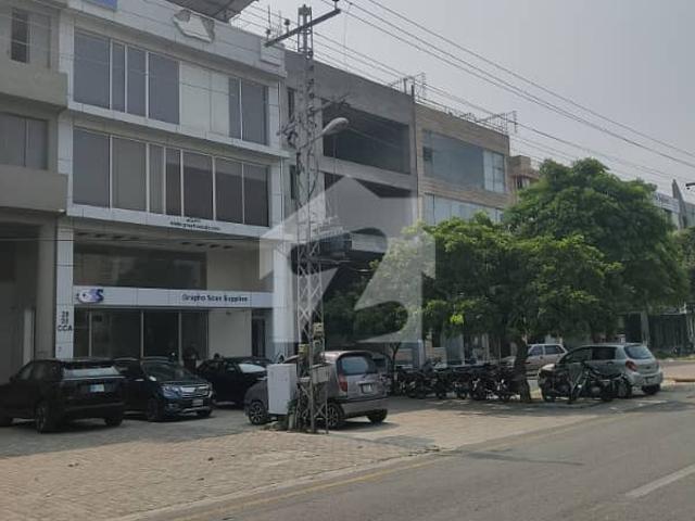 Building for rent in لاہور, لاہور ڈویژن