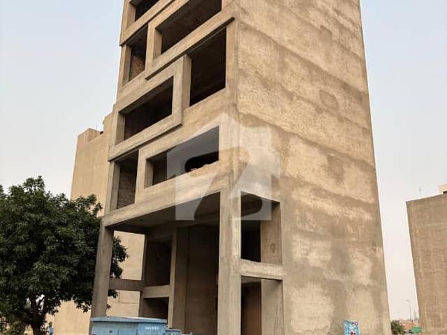 Building for sale in لاہور, لاہور ڈویژن