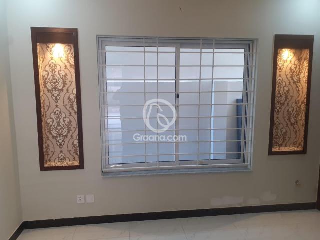 House for sale in G-13, Islamabad