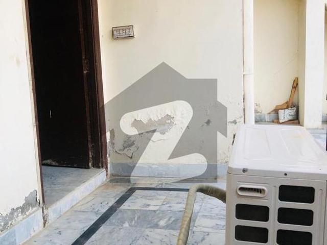 House for sale in Faisalabad, Islamabad Capital Territory