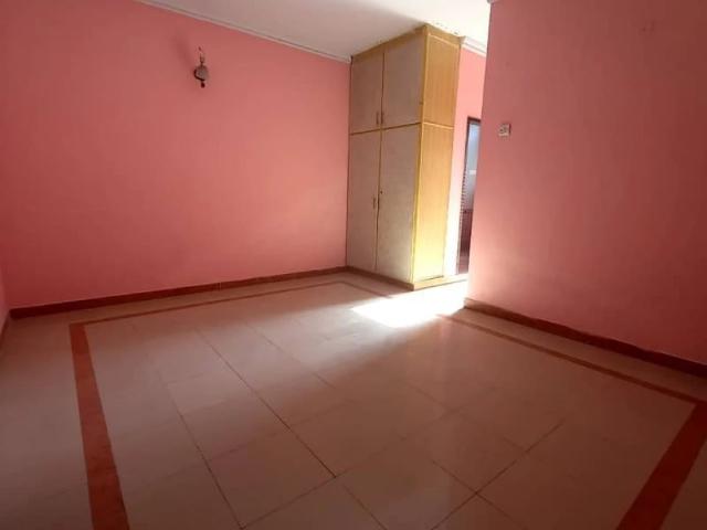 House for sale in Super Town, لاہور ڈویژن