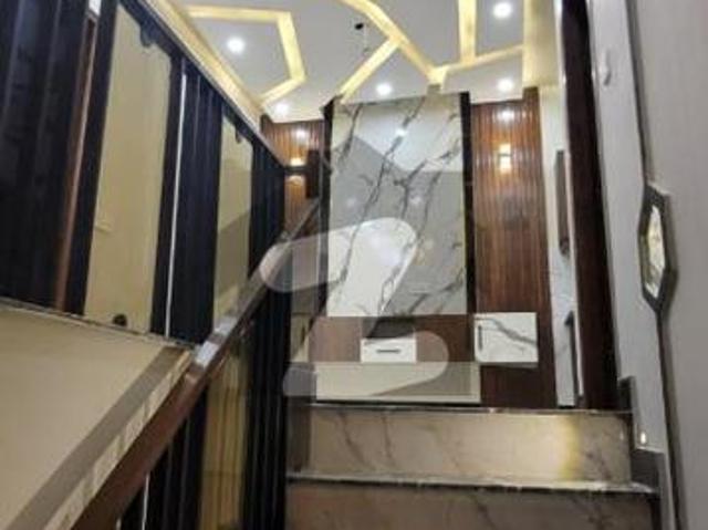 House for sale in لاہور, لاہور ڈویژن