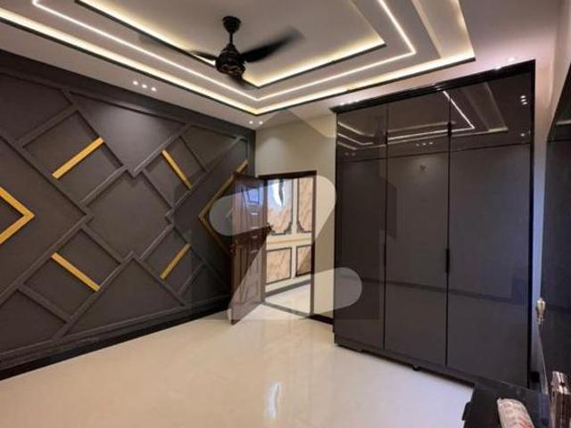 House for sale in سیالکوٹ, گوجرانوالہ ڈویژن