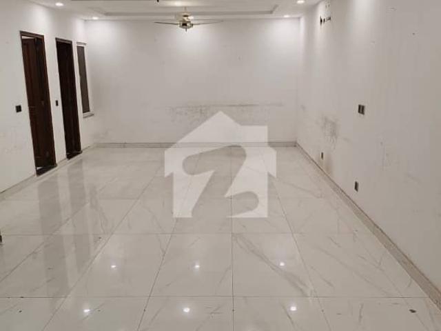 Office for rent in Rawalpindi, Islamabad Capital Territory