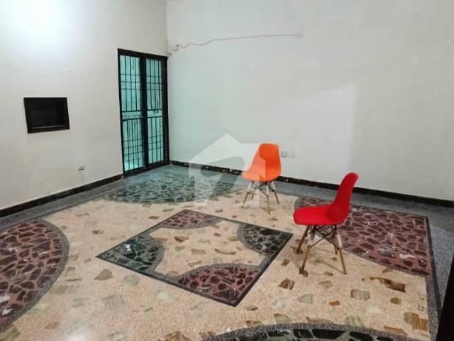 Office for rent in Rawalpindi, Islamabad Capital Territory