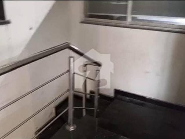Building for sale in لاہور, لاہور ڈویژن