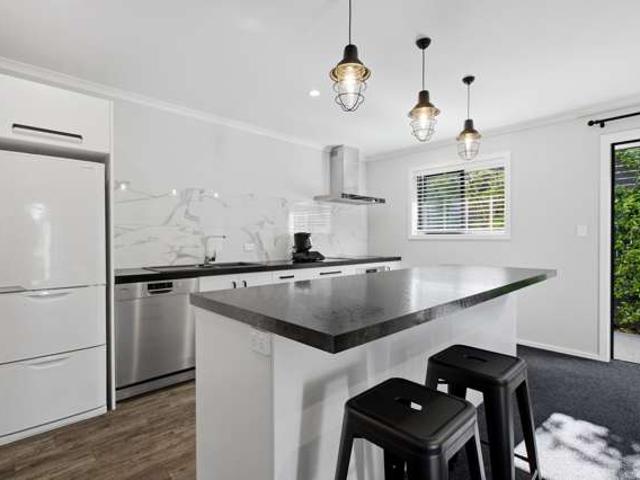 House for sale in Pyes Pa, Greerton