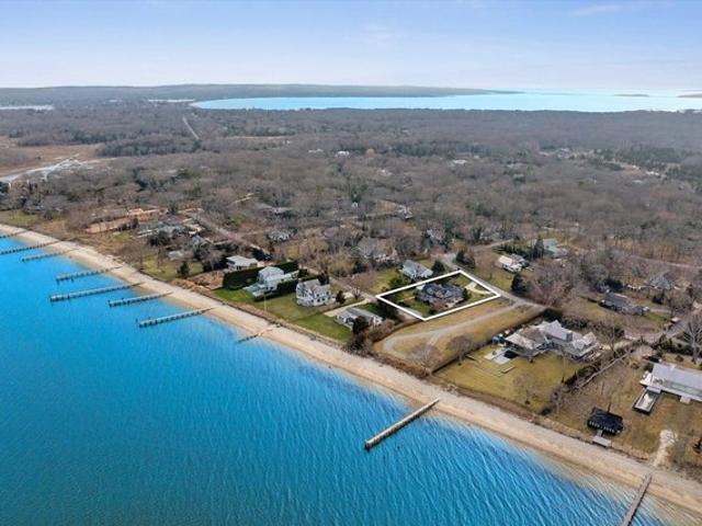 House for sale in Wainscott, New York