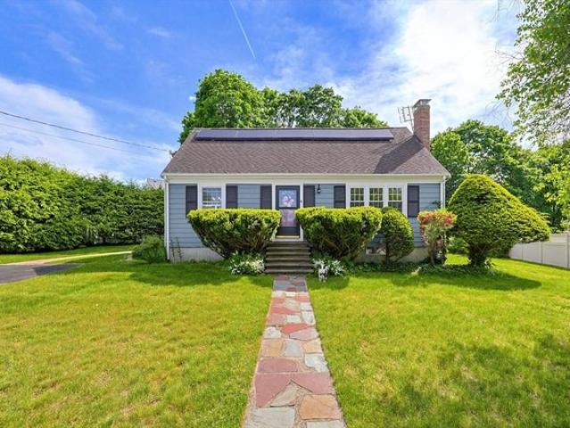 House for sale in Walpole, Massachusetts