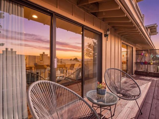 Townhouse for sale in San Mateo, California
