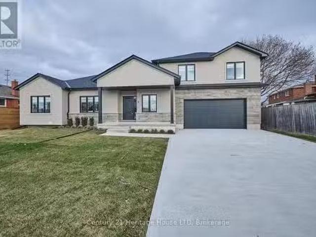 House for sale in Niagara, Ontario