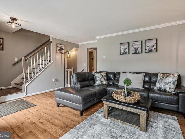 Townhouse for sale in Sterling