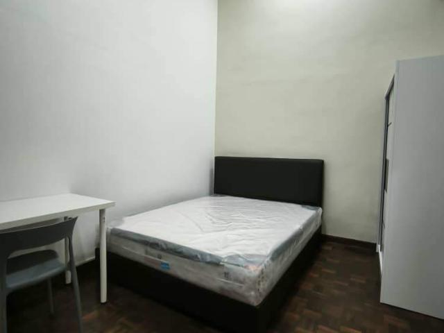 Room for rent in Petaling, Damansara Damai