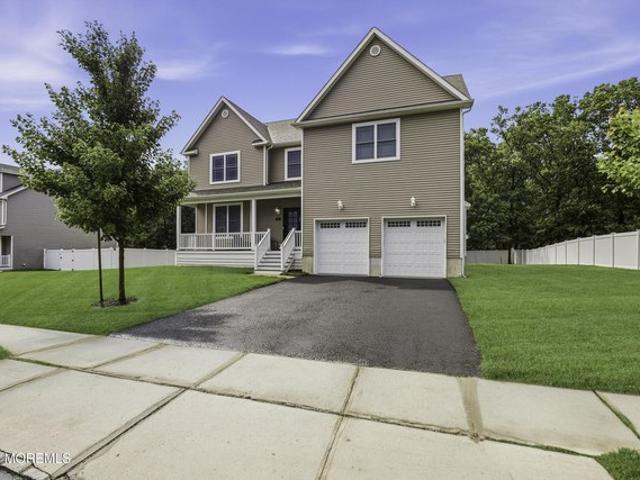 House for sale in Whiting, New Jersey
