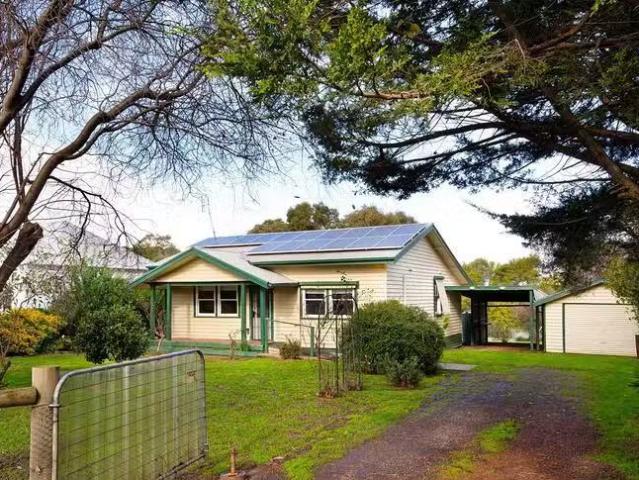 House for rent in Camerons Creek, Victoria