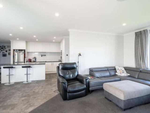 House for sale in Cable Bay, Nelson Bays