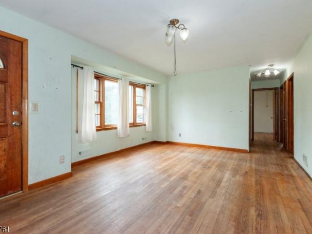 House for sale in Manville, New Jersey