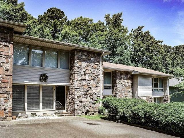 Townhouse for sale in Ark